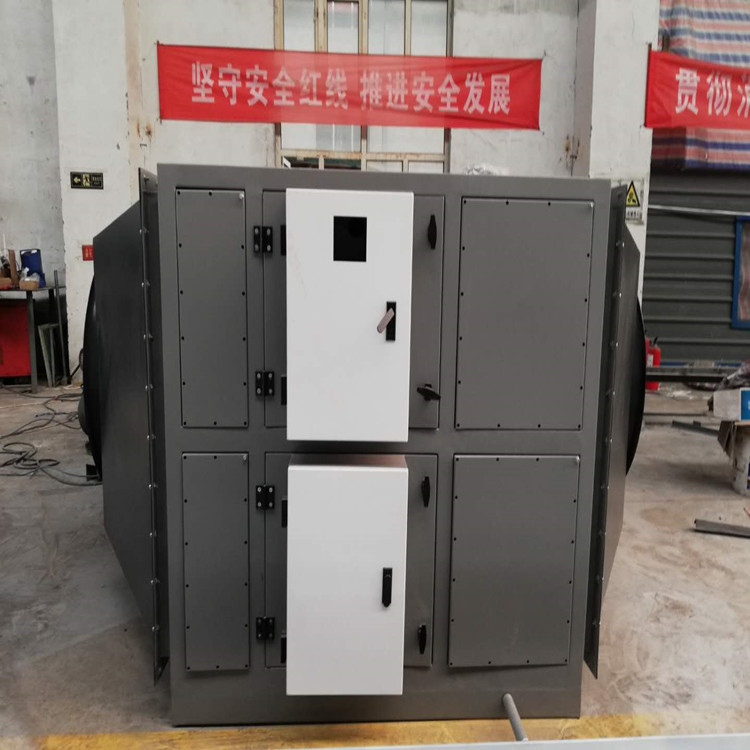 油煙凈化器安裝應用后為什么了立即清洗？